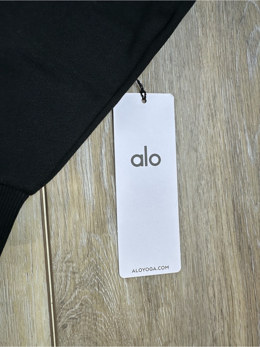 Alo Accolade Full Zip ‘Black’ Women’s - Picture 2 of 3